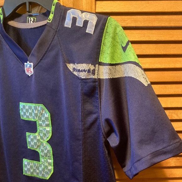 Nike Seahawks #3 Russell Wilson Navy Blue & Green Football Jersey - Picture 6 of 16